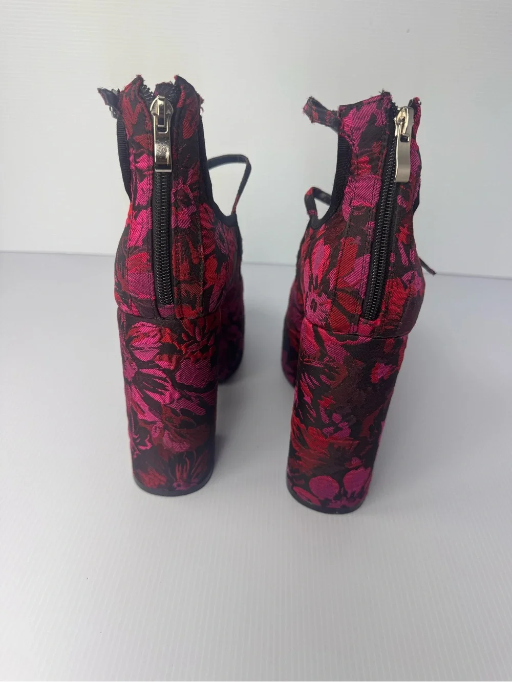 🖤🌹 Azalea Wang “Sprout” Red Multi Platform Heels 🌹🖤